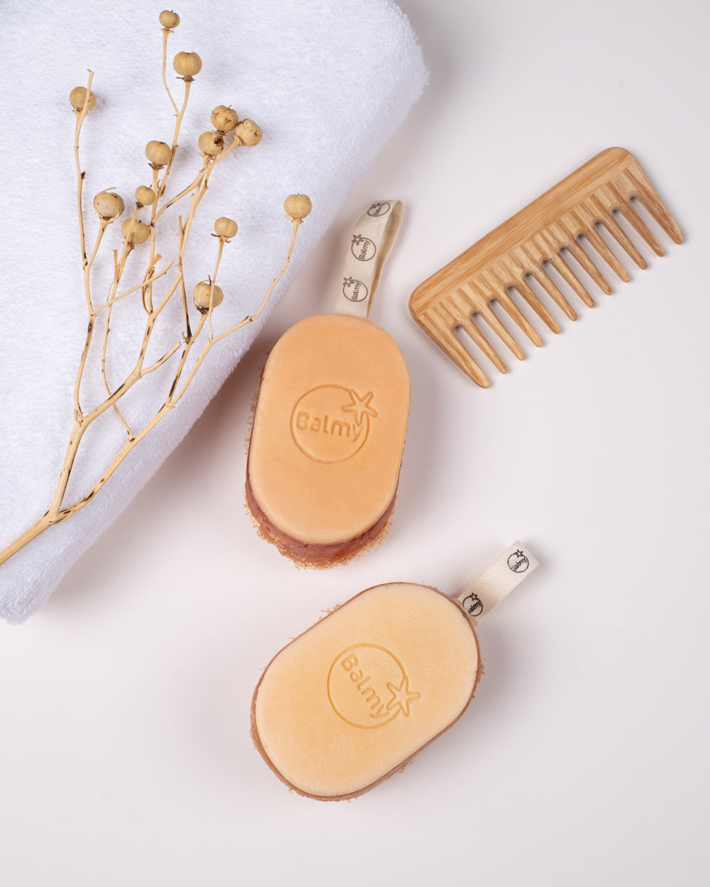 Balmy Loofah Soap - Fresh Coconut & Soft Vanilla